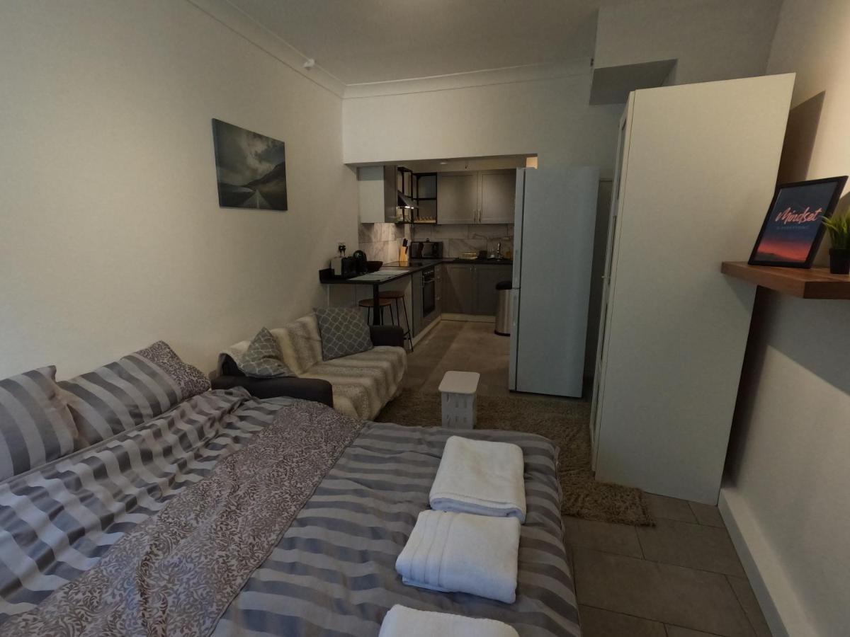 Studio Apartment In Saint Kew Exteriér fotografie